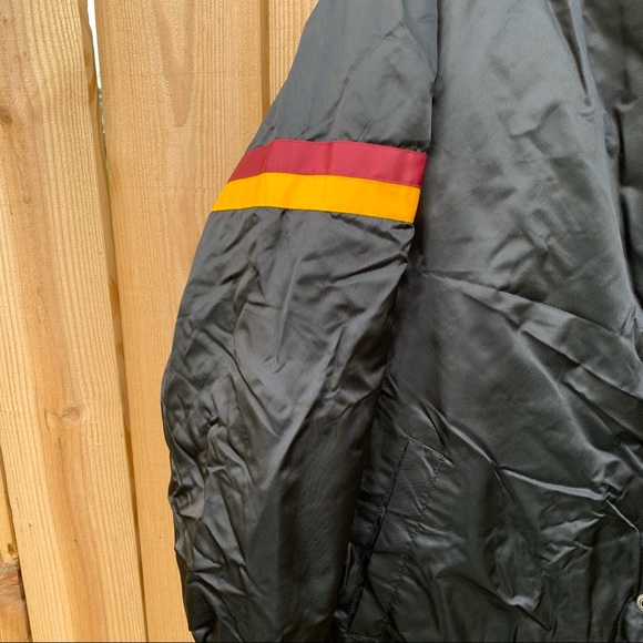 🆕 Starter NBA Cleveland Cavaliers Jacket g-lll Men’s XL - Picture 4 of 9